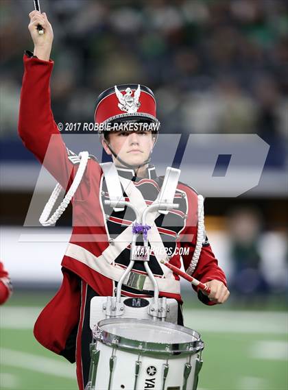 Thumbnail 1 in Kennedale vs. Carthage (UIL 4A Division 1 Final) photogallery.