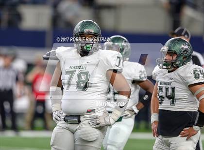 Thumbnail 3 in Kennedale vs. Carthage (UIL 4A Division 1 Final) photogallery.