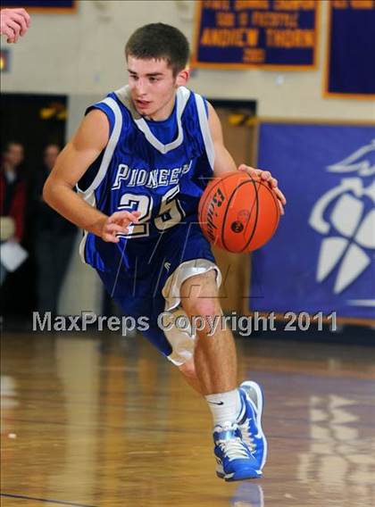 Thumbnail 3 in Lampeter-Strasburg @ Lancaster Catholic photogallery.
