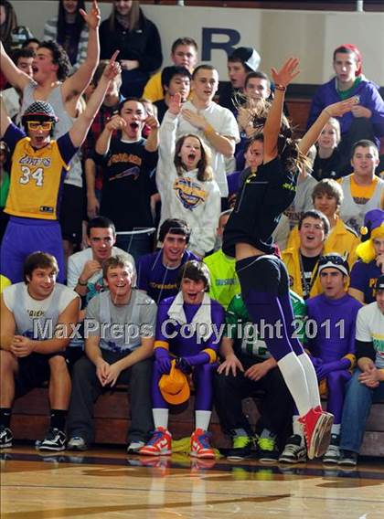 Thumbnail 3 in Lampeter-Strasburg @ Lancaster Catholic photogallery.