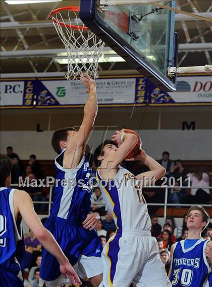 Thumbnail 2 in Lampeter-Strasburg @ Lancaster Catholic photogallery.