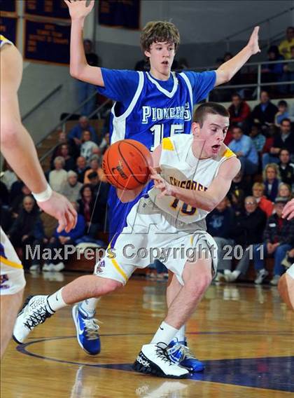 Thumbnail 2 in Lampeter-Strasburg @ Lancaster Catholic photogallery.