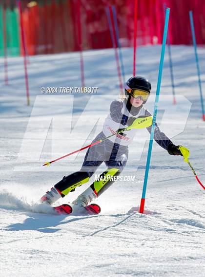 Thumbnail 1 in NYSPHSAA Section V Class A & B Slalom Final (First Run) photogallery.