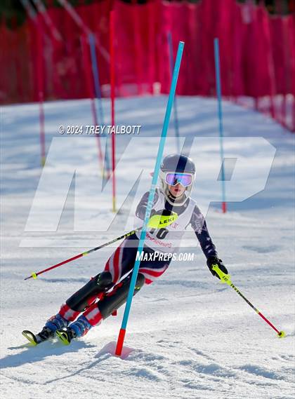 Thumbnail 1 in NYSPHSAA Section V Class A & B Slalom Final (First Run) photogallery.