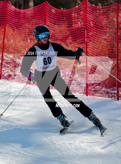 Thumbnail 1 in NYSPHSAA Section V Class A & B Slalom Final (First Run) photogallery.