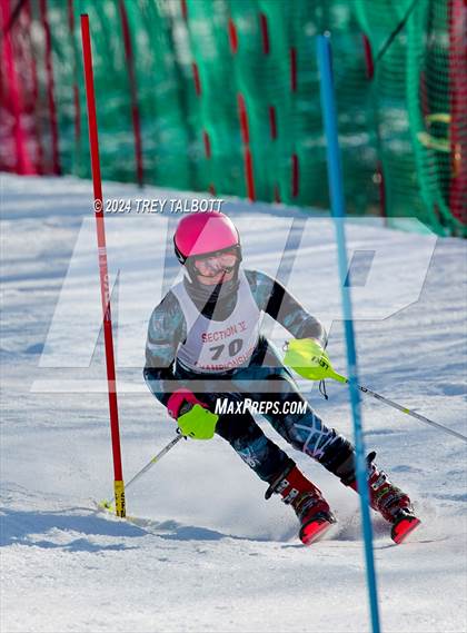 Thumbnail 2 in NYSPHSAA Section V Class A & B Slalom Final (First Run) photogallery.