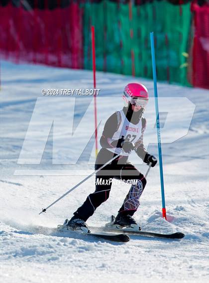 Thumbnail 3 in NYSPHSAA Section V Class A & B Slalom Final (First Run) photogallery.