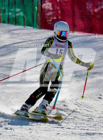 Thumbnail 1 in NYSPHSAA Section V Class A & B Slalom Final (First Run) photogallery.