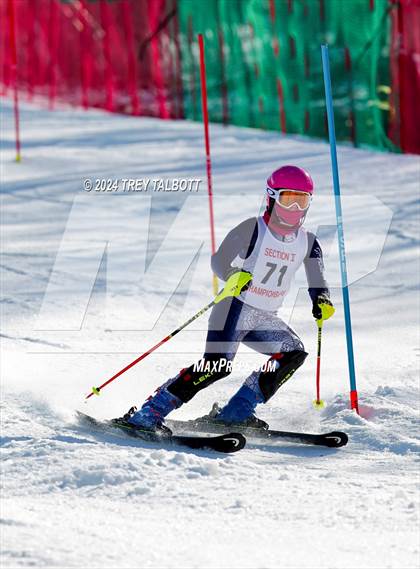 Thumbnail 3 in NYSPHSAA Section V Class A & B Slalom Final (First Run) photogallery.