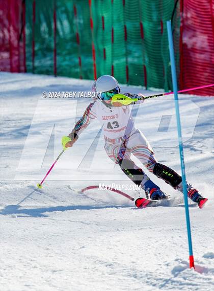 Thumbnail 3 in NYSPHSAA Section V Class A & B Slalom Final (First Run) photogallery.