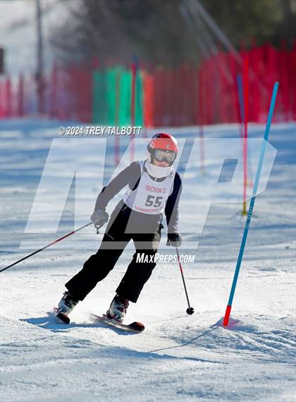 Thumbnail 1 in NYSPHSAA Section V Class A & B Slalom Final (First Run) photogallery.