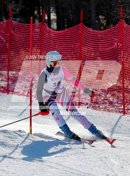 Thumbnail 3 in NYSPHSAA Section V Class A & B Slalom Final (First Run) photogallery.