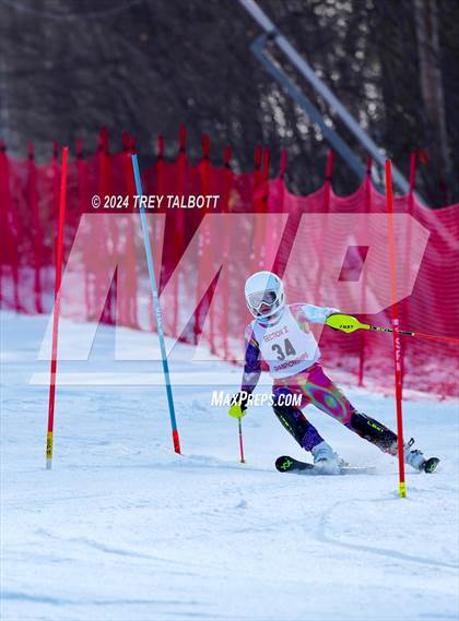 Thumbnail 2 in NYSPHSAA Section V Class A & B Slalom Final (First Run) photogallery.