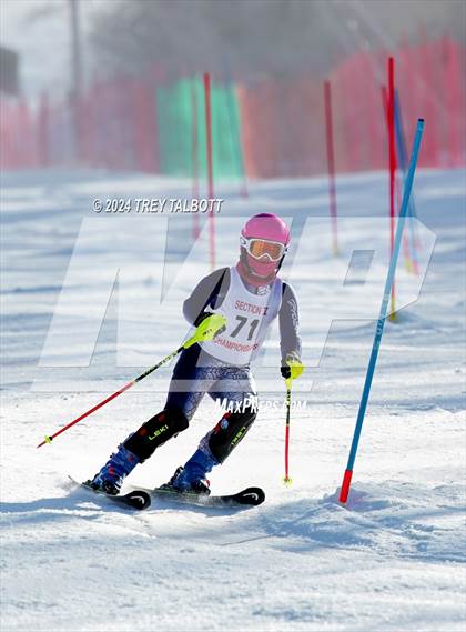 Thumbnail 1 in NYSPHSAA Section V Class A & B Slalom Final (First Run) photogallery.