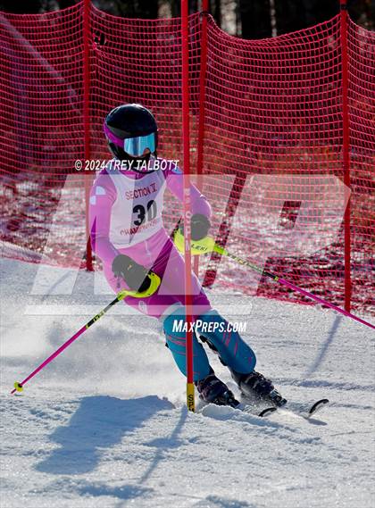 Thumbnail 2 in NYSPHSAA Section V Class A & B Slalom Final (First Run) photogallery.