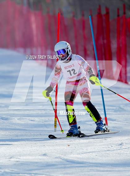 Thumbnail 2 in NYSPHSAA Section V Class A & B Slalom Final (First Run) photogallery.