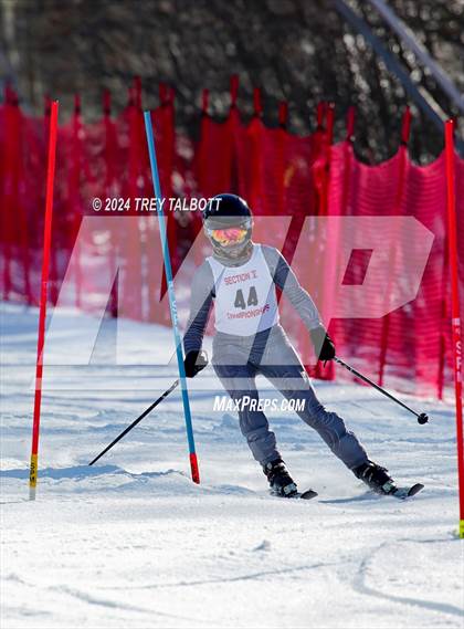 Thumbnail 3 in NYSPHSAA Section V Class A & B Slalom Final (First Run) photogallery.