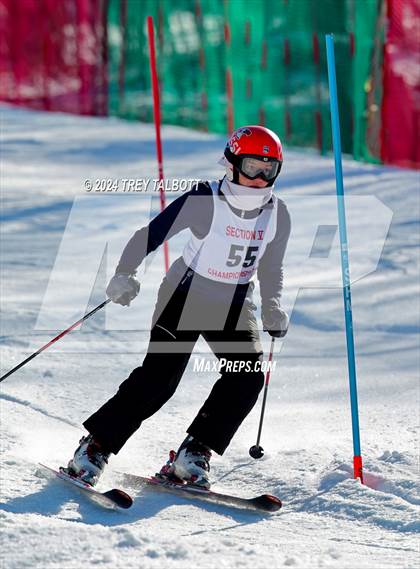 Thumbnail 3 in NYSPHSAA Section V Class A & B Slalom Final (First Run) photogallery.