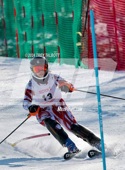 Thumbnail 3 in NYSPHSAA Section V Class A & B Slalom Final (First Run) photogallery.