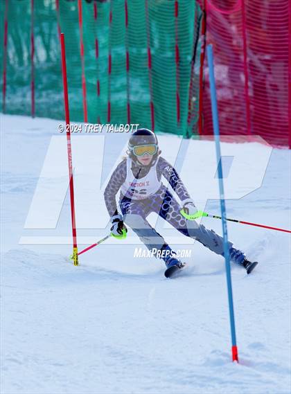 Thumbnail 2 in NYSPHSAA Section V Class A & B Slalom Final (First Run) photogallery.