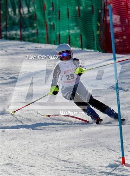 Thumbnail 1 in NYSPHSAA Section V Class A & B Slalom Final (First Run) photogallery.