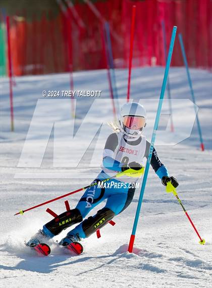 Thumbnail 2 in NYSPHSAA Section V Class A & B Slalom Final (First Run) photogallery.