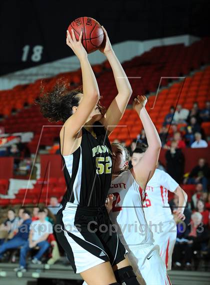 Thumbnail 3 in Paola vs. Fort Scott (KSHSAA State 4A 3rd Place) photogallery.