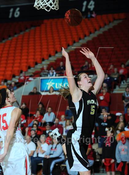 Thumbnail 2 in Paola vs. Fort Scott (KSHSAA State 4A 3rd Place) photogallery.