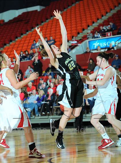 Thumbnail 2 in Paola vs. Fort Scott (KSHSAA State 4A 3rd Place) photogallery.
