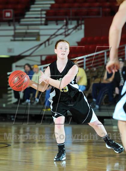 Thumbnail 1 in Paola vs. Fort Scott (KSHSAA State 4A 3rd Place) photogallery.