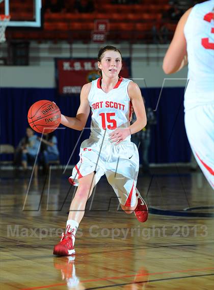 Thumbnail 3 in Paola vs. Fort Scott (KSHSAA State 4A 3rd Place) photogallery.