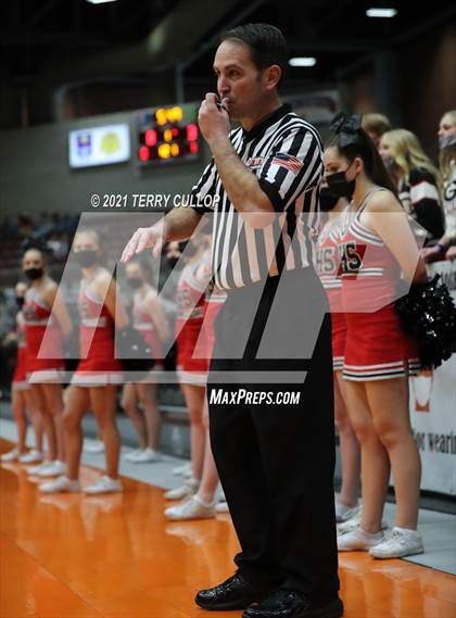 Thumbnail 3 in Judge Memorial vs. Grantsville (UHSAA 3A 3rd Place) photogallery.