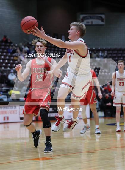 Thumbnail 3 in Judge Memorial vs. Grantsville (UHSAA 3A 3rd Place) photogallery.
