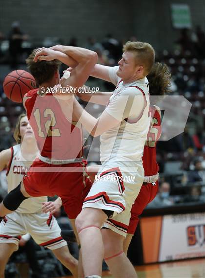 Thumbnail 2 in Judge Memorial vs. Grantsville (UHSAA 3A 3rd Place) photogallery.