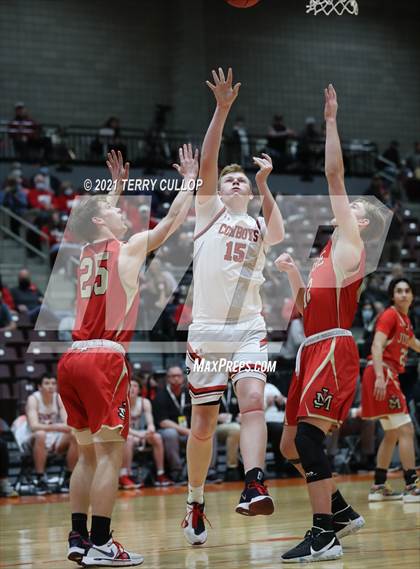 Thumbnail 3 in Judge Memorial vs. Grantsville (UHSAA 3A 3rd Place) photogallery.