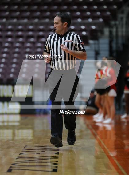 Thumbnail 2 in Judge Memorial vs. Grantsville (UHSAA 3A 3rd Place) photogallery.