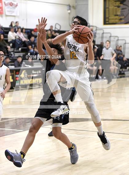 Thumbnail 1 in Villa Park @ Foothill photogallery.