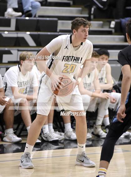 Thumbnail 2 in Villa Park @ Foothill photogallery.