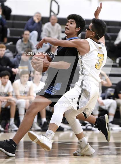 Thumbnail 1 in Villa Park @ Foothill photogallery.