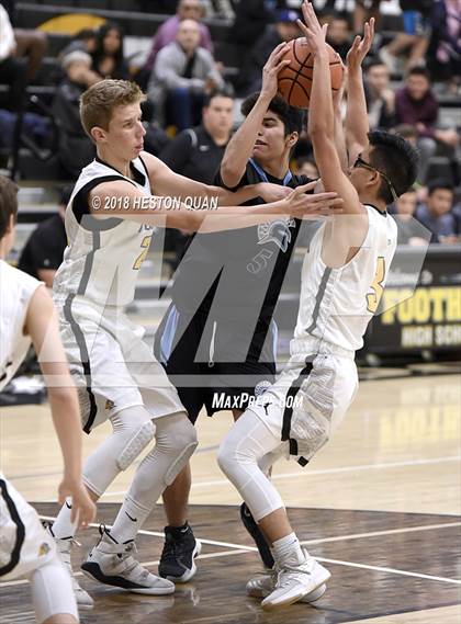 Thumbnail 3 in Villa Park @ Foothill photogallery.