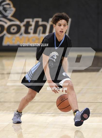 Thumbnail 1 in Villa Park @ Foothill photogallery.