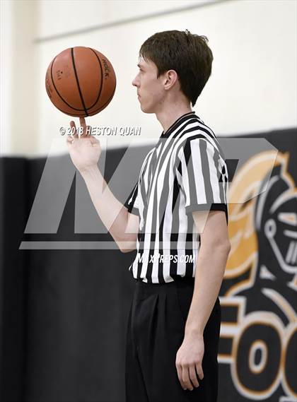 Thumbnail 3 in Villa Park @ Foothill photogallery.