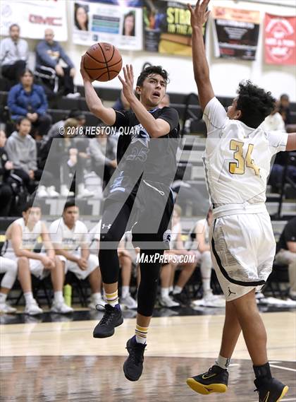 Thumbnail 3 in Villa Park @ Foothill photogallery.