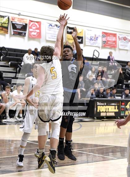 Thumbnail 2 in Villa Park @ Foothill photogallery.