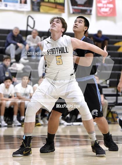 Thumbnail 2 in Villa Park @ Foothill photogallery.