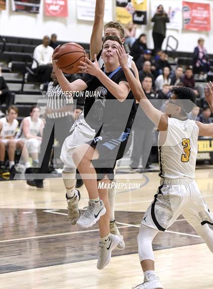 Thumbnail 3 in Villa Park @ Foothill photogallery.