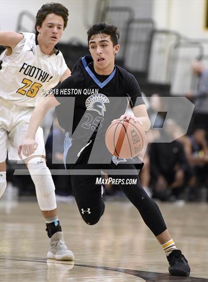 Thumbnail 1 in Villa Park @ Foothill photogallery.
