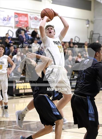 Thumbnail 3 in Villa Park @ Foothill photogallery.