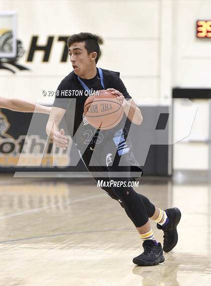 Thumbnail 3 in Villa Park @ Foothill photogallery.