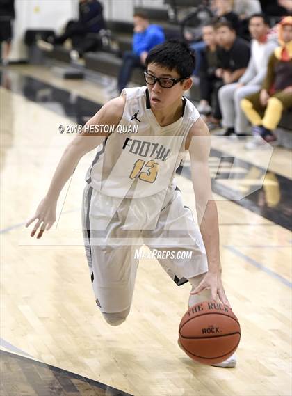 Thumbnail 1 in Villa Park @ Foothill photogallery.